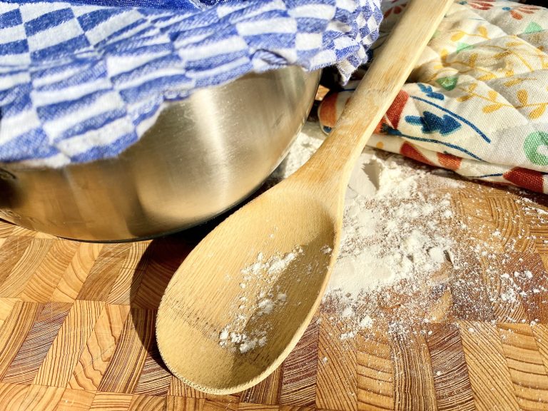 How to make sourdough bread without a sourdough starter! Meggie Claire How to make sourdough bread without a sourdough starter! Meggie Claire