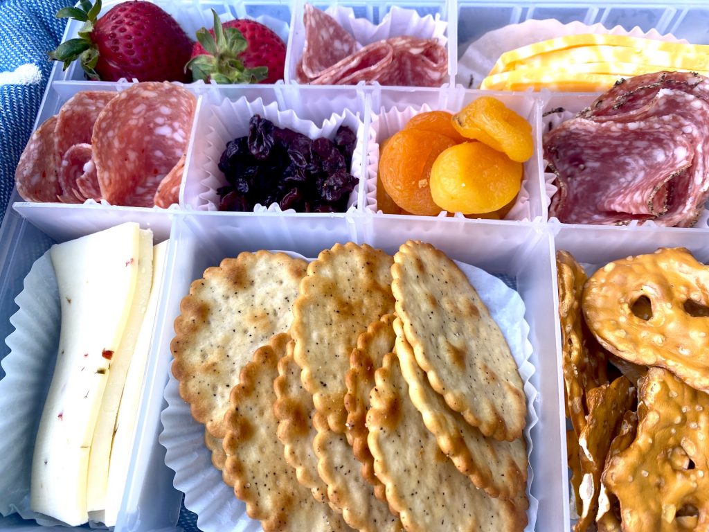 Snackle Box — American Picnics